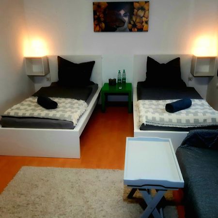1 Zimmer 2 Personen, Garten, Terrasse, Wc, Dusche, Gemeinsame Kueche Ilsede Luaran gambar